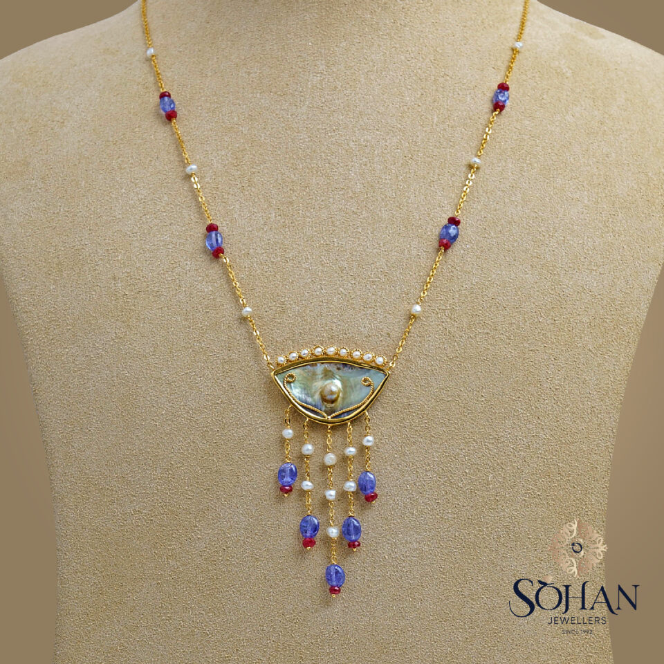 Bahraini Moonlight Eye Necklace