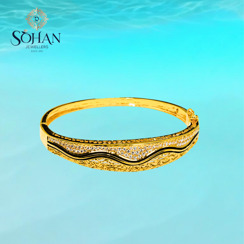 Bahraini Coral Wave Bangle