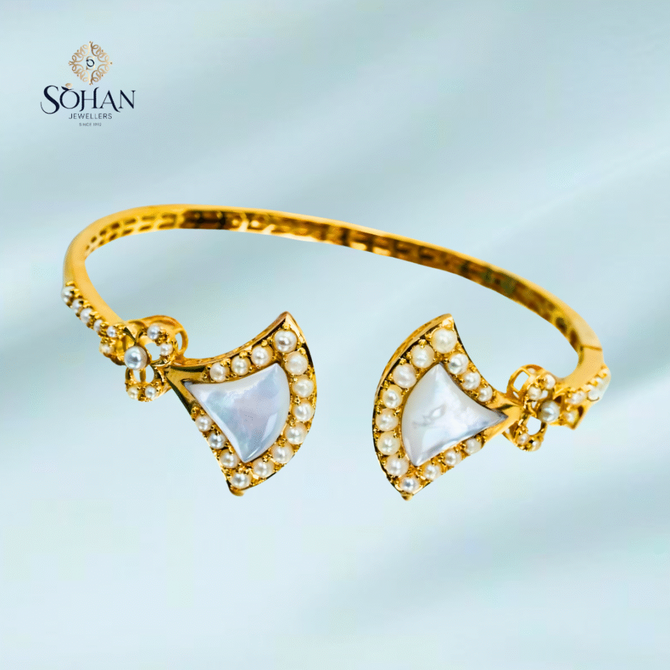 Bahraini Eternal Pearl Bangle