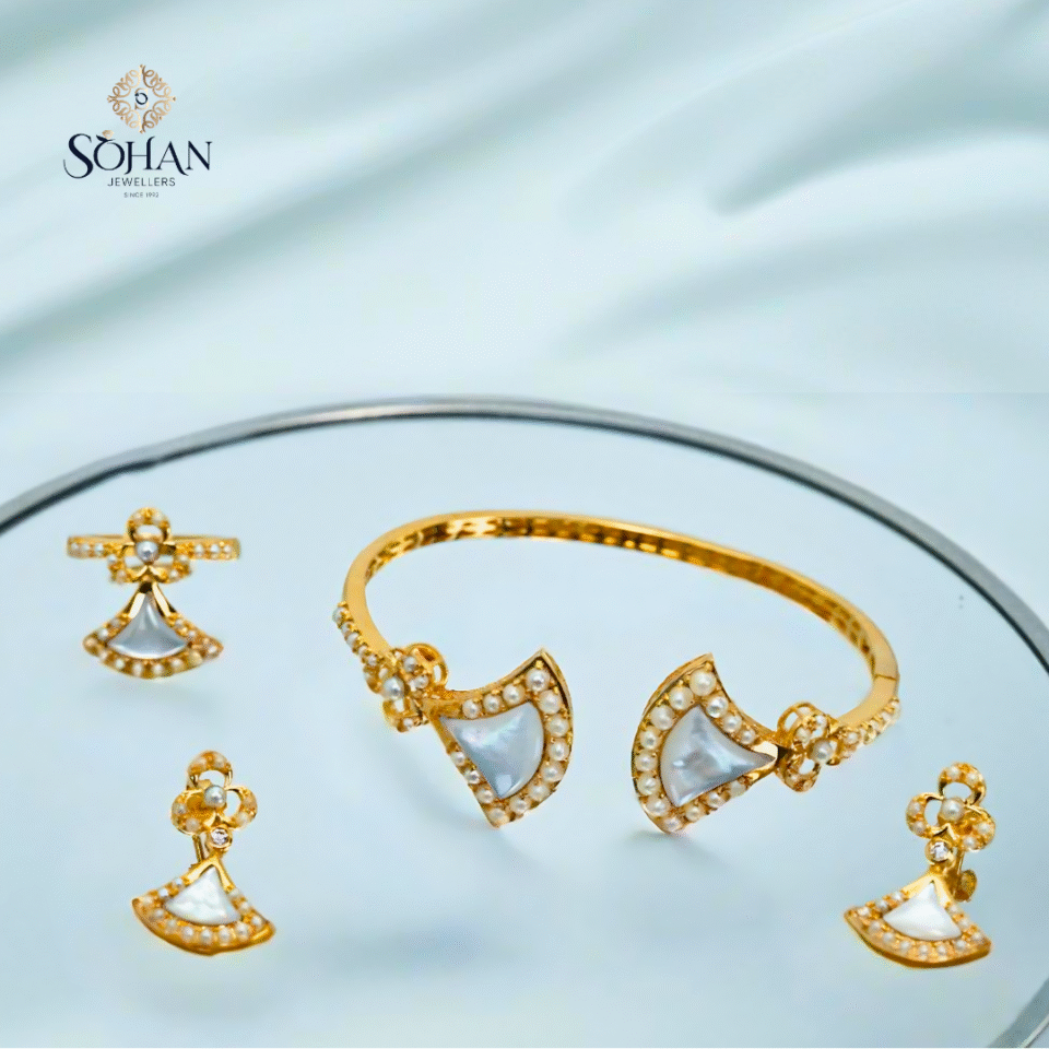 Bahraini Eternal Pearl Jewelry Set