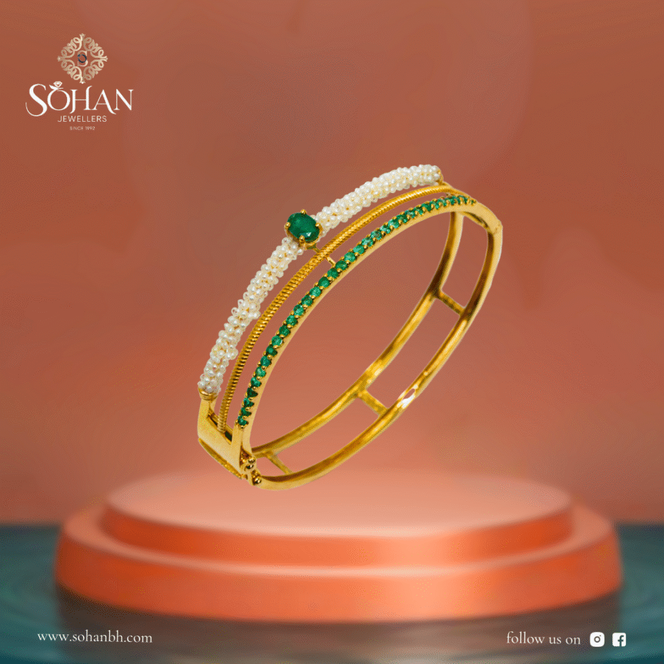 Bahraini Ethereal Void Bangle
