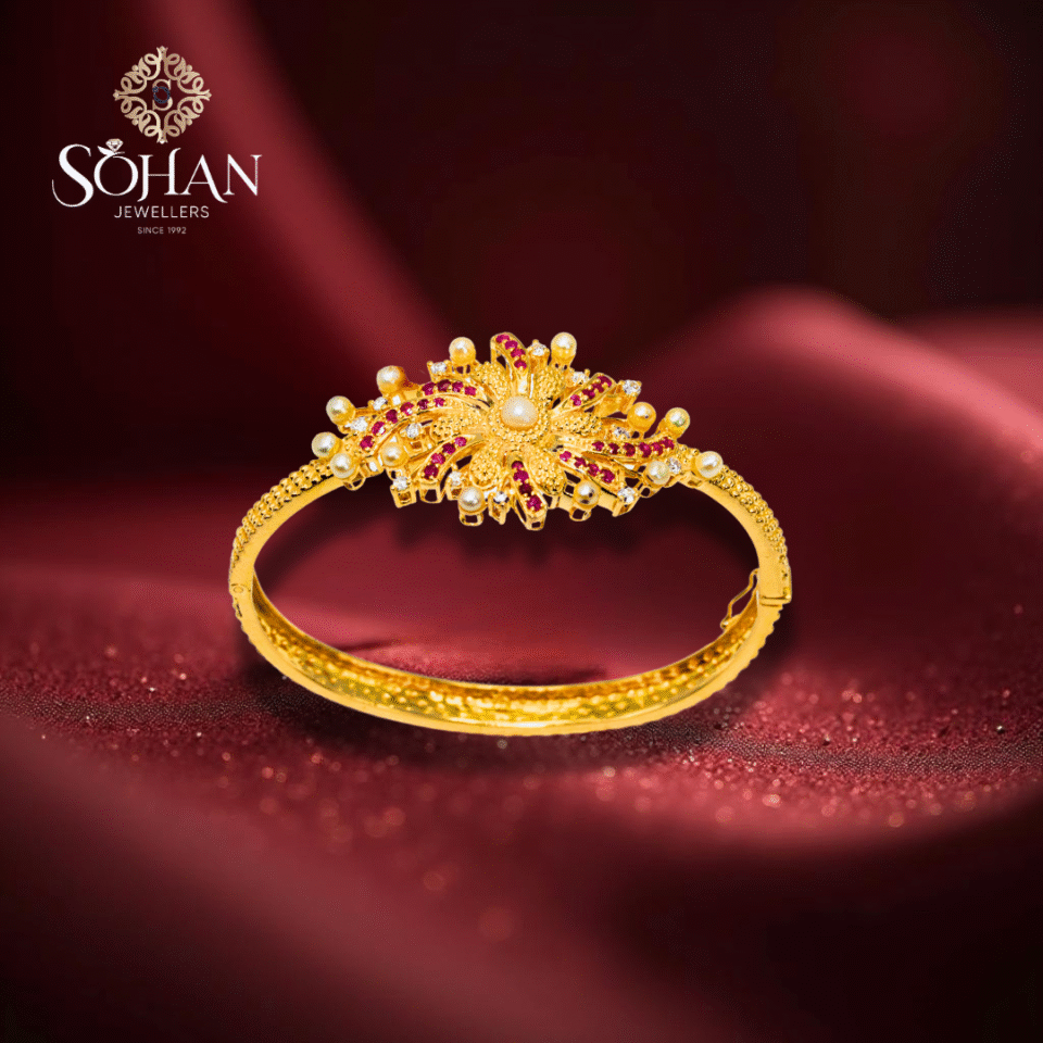 Bahraini Sapphire Blossom Bangle 2