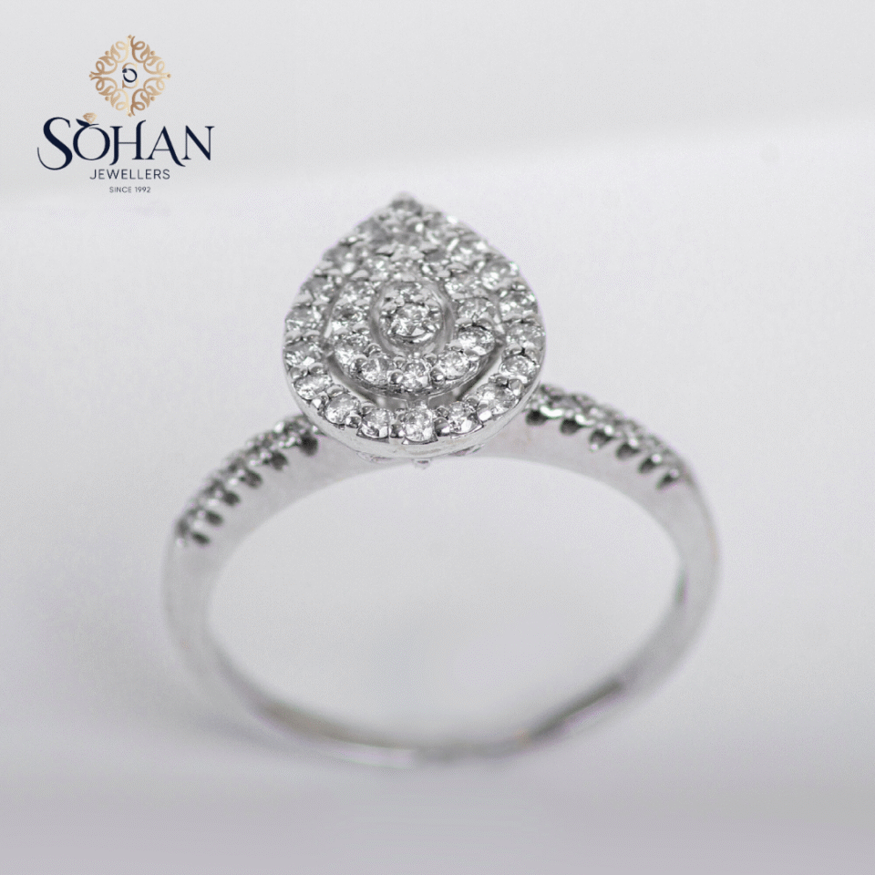 Bahraini Regal Drop Ring 2