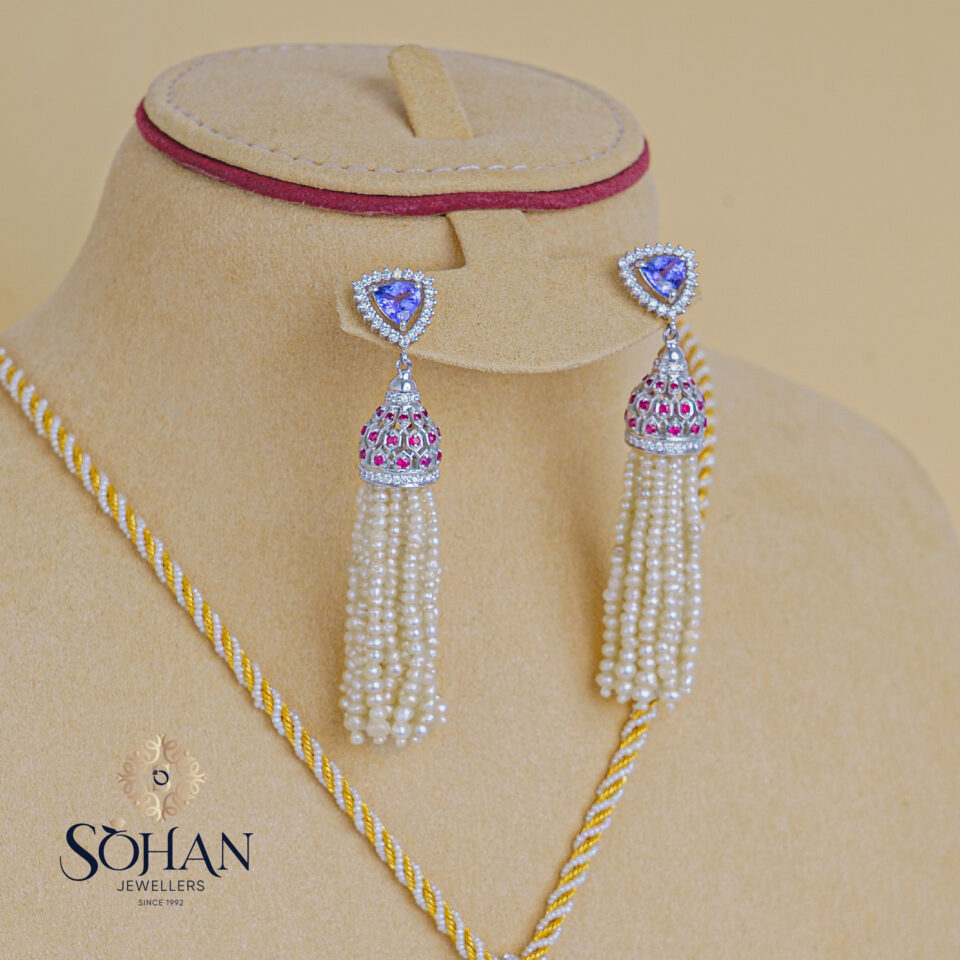 Bahraini Tanzanite Tide Earrings